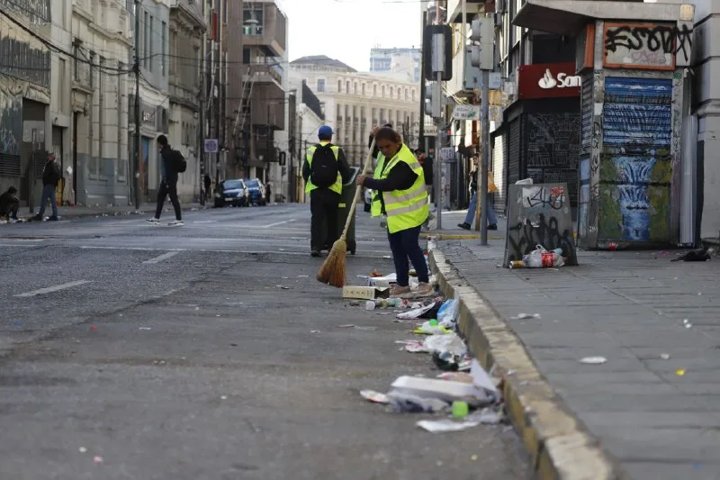 Valparaíso refuerza el servicio de aseo y mantención de áreas verdes