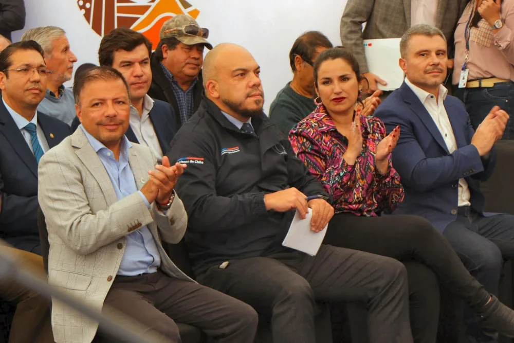 Municipio de Concón lanza Plan de Seguridad: vigilancia las 24 horas, sistema de alarma comunitaria y aplicación móvil para vecinas y vecinos