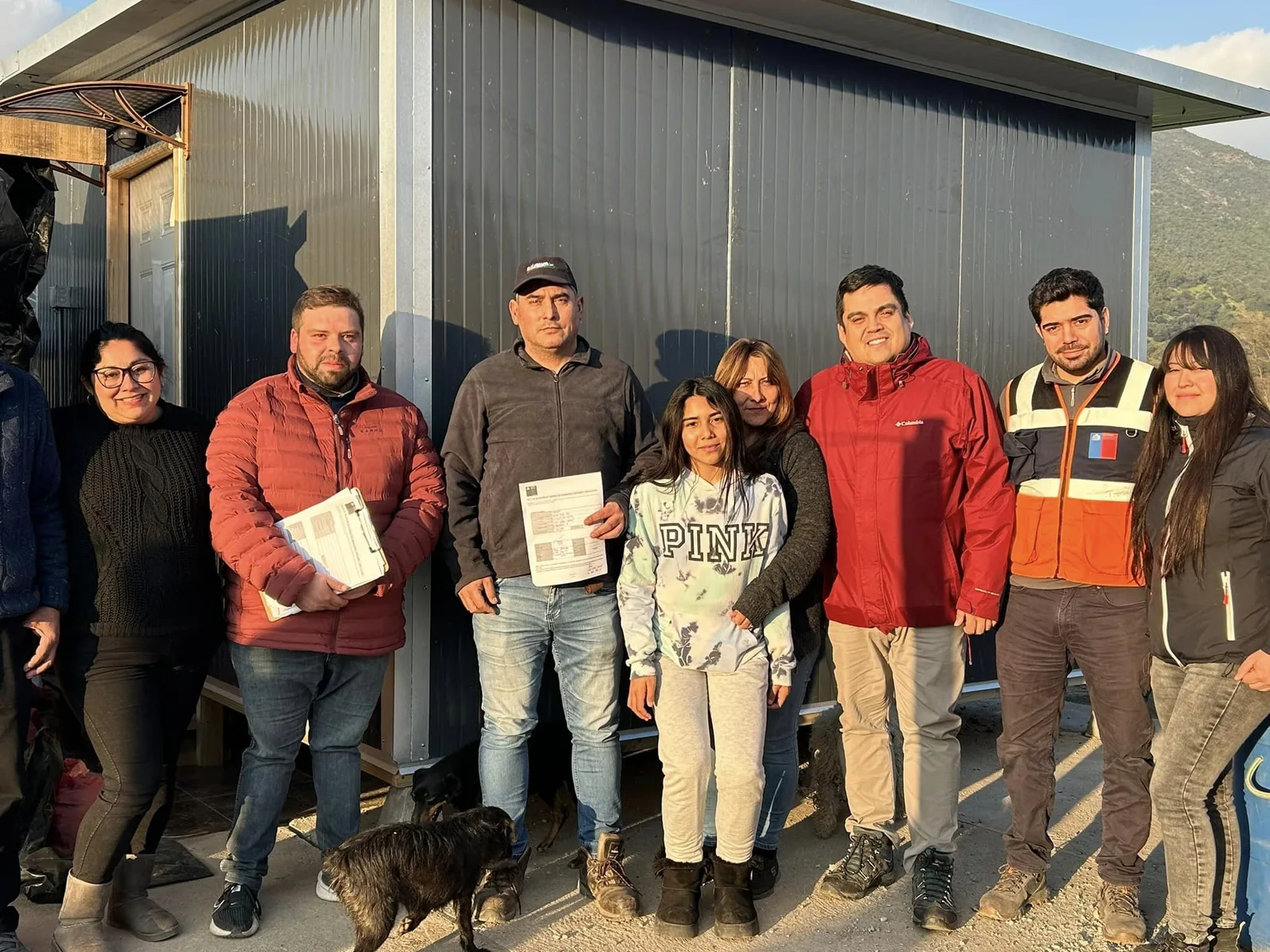 Municipalidad de Peumo entrega viviendas de emergencias a familias afectadas por sistema frontal