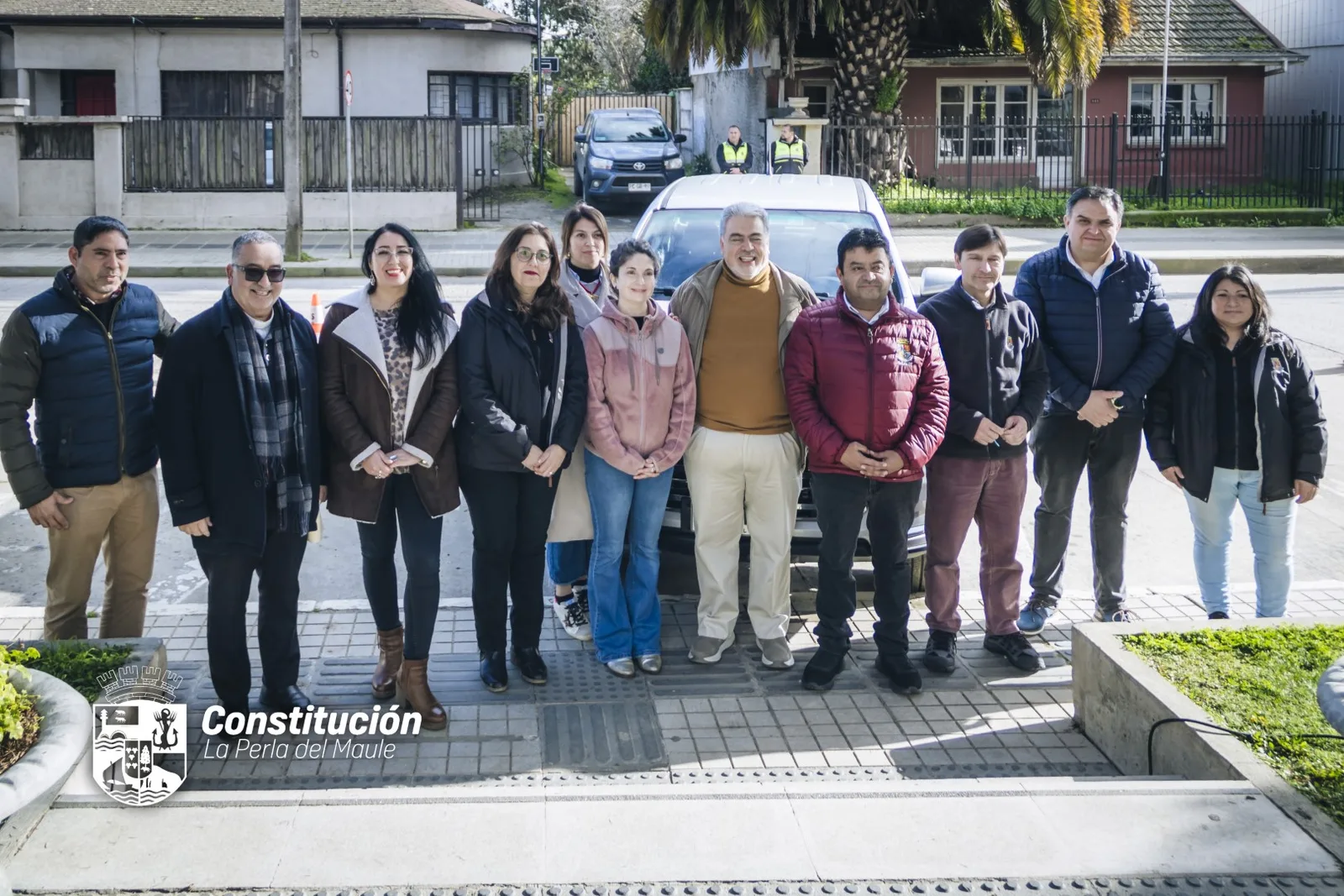Municipalidad de Constitución entrega nueva camioneta 4×4 al departamento de aseo, ornato y medio ambiente