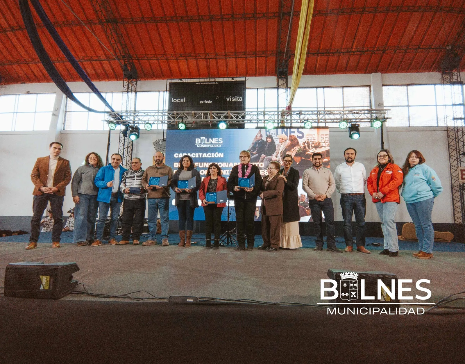 Bulnes: 700 líderes comunitarios fueron reconocidos en una nueva celebración del día del dirigente social