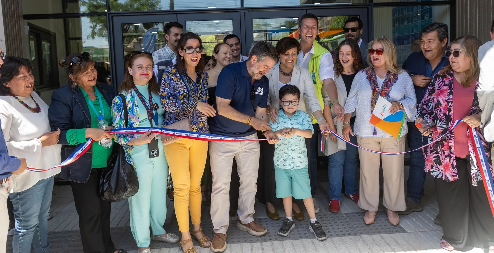 Ya abrió sus puertas el CESFAM Cerro Colorado, una moderna obra que beneficiará a 30 mil vecinos