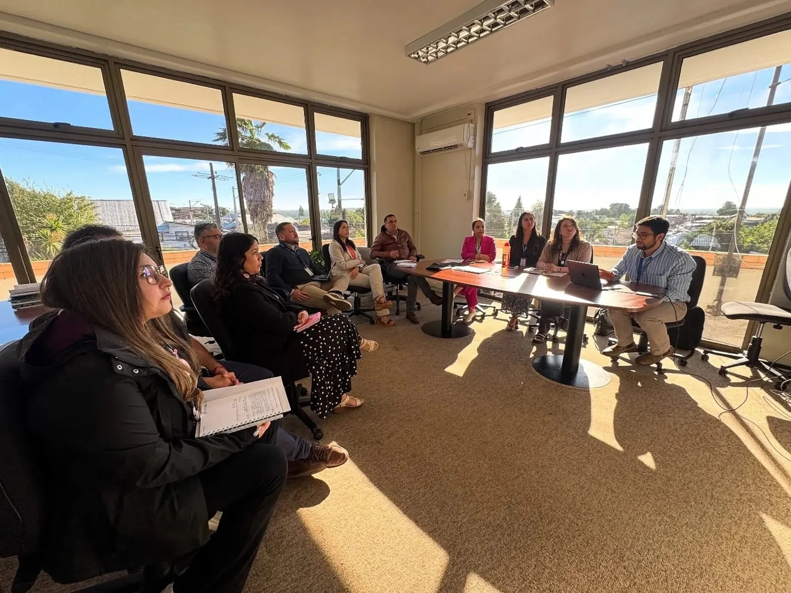 Municipalidad de Nacimiento lidera reunión estratégica para fortalecer la salud comunal