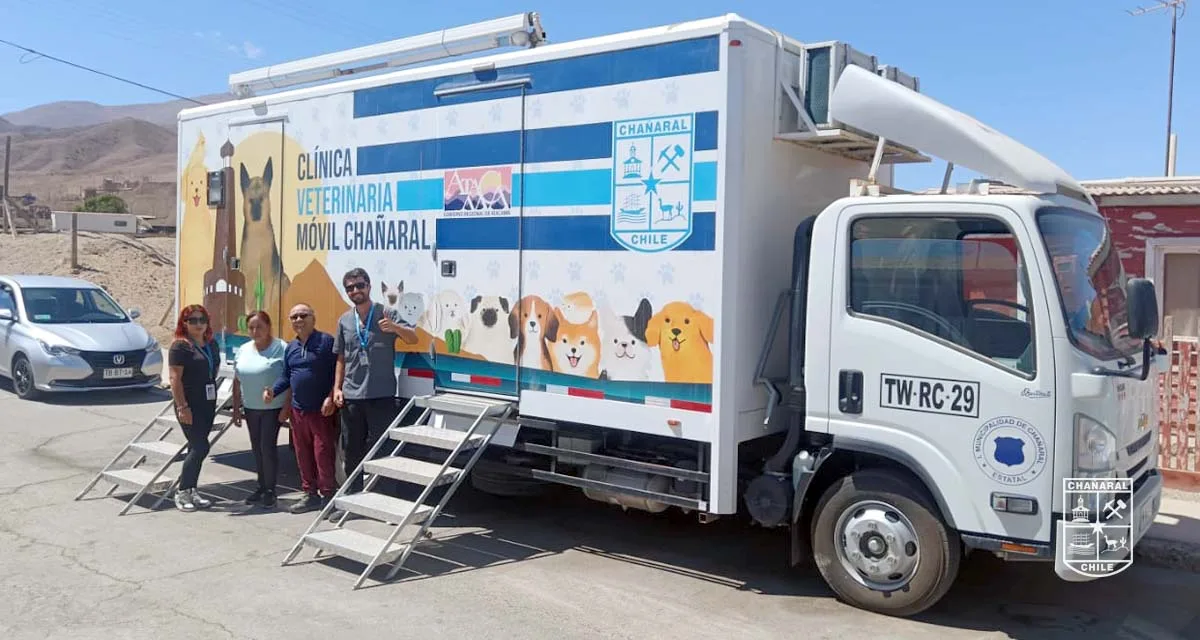 Municipalidad refuerza operativos veterinarios en Chañaral y El Salado y promueve la tenencia responsable