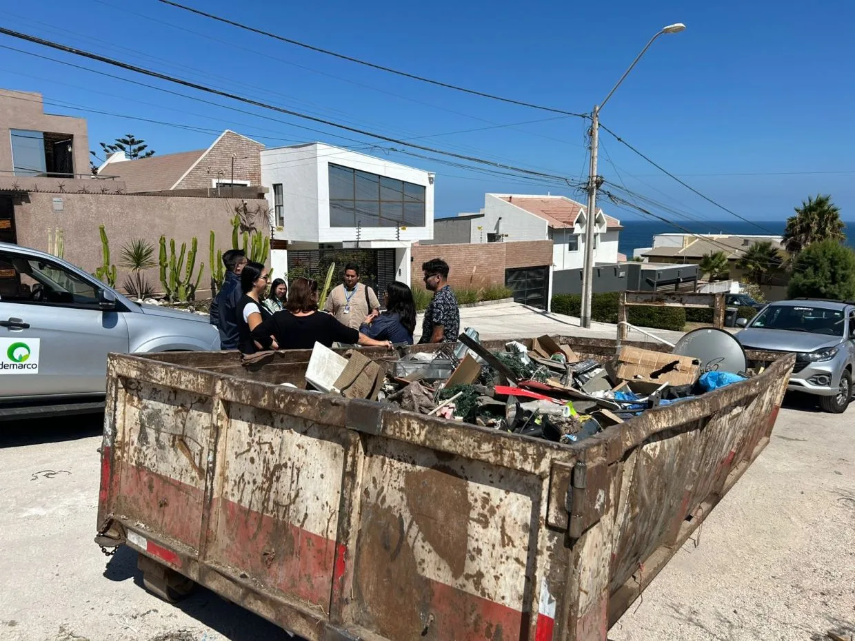 Alcalde Razmilic fija como meta aumentar en un 30% operativos de limpieza en barrios de Antofagasta este 2026