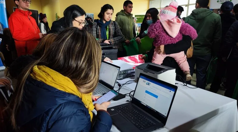 Con éxito se realizó la quinta edición de la Feria Laboral Curanilahue